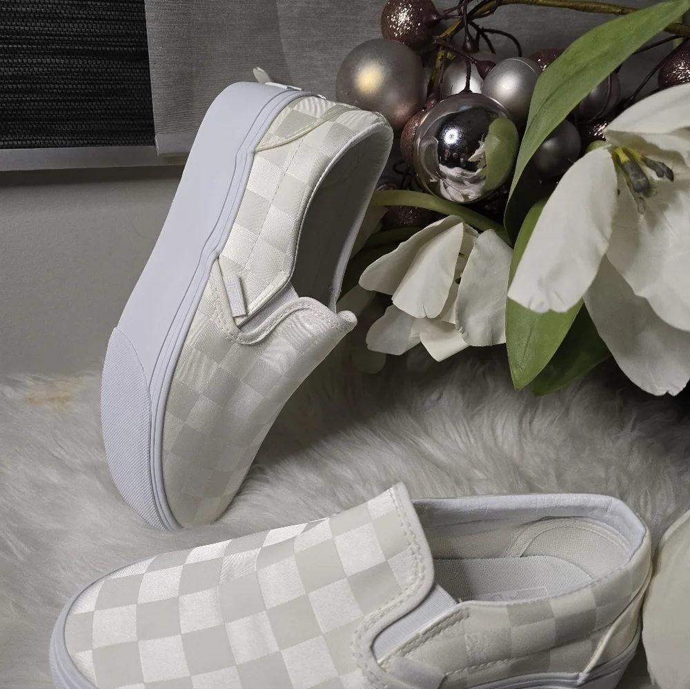 Vans Classic Slip-On Stackform Satin Checkerboard White New